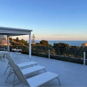 Il Mare Di Giu Boutique Bed & Breakfast